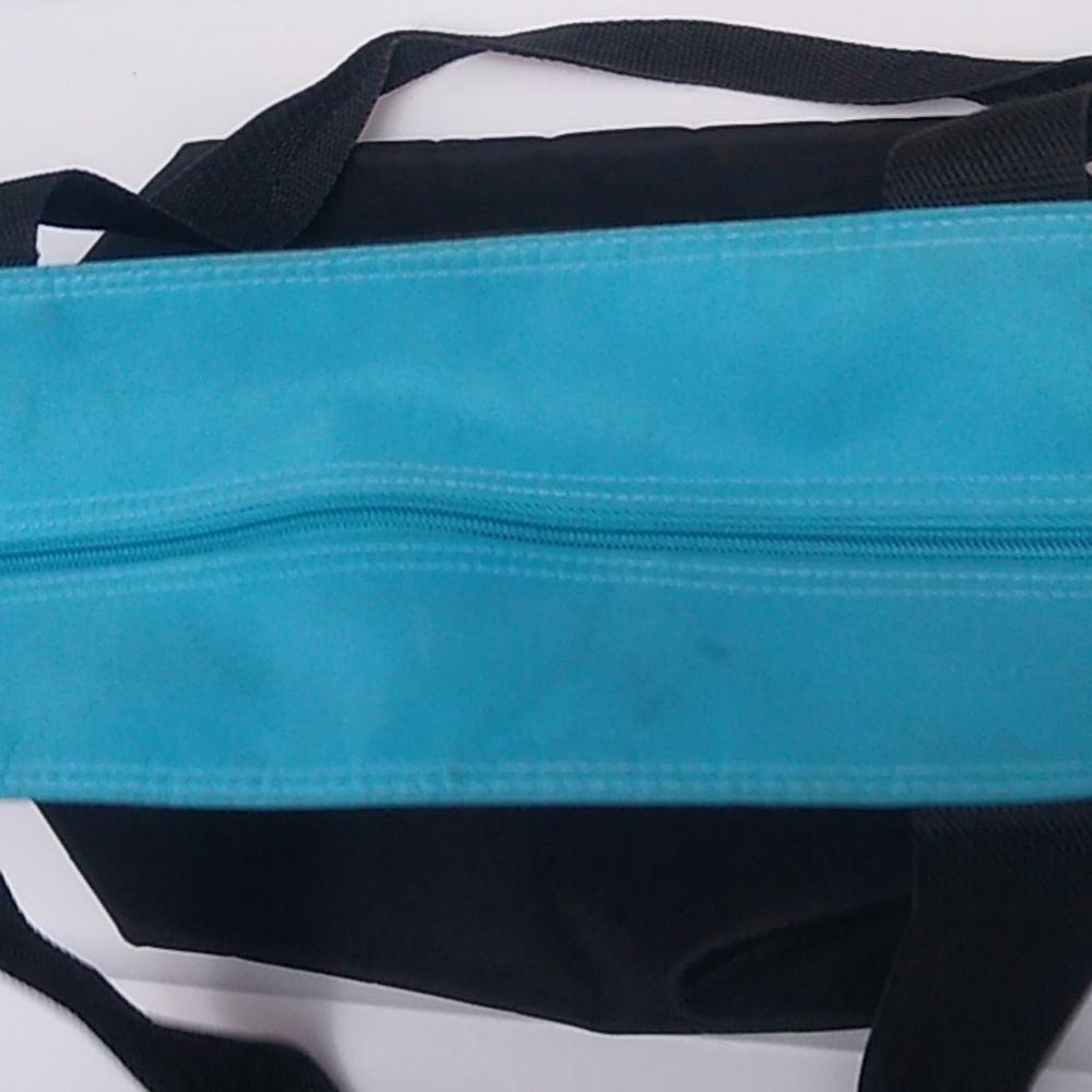 Bloomingdale's Large Black Tote - Picture 5 of 8